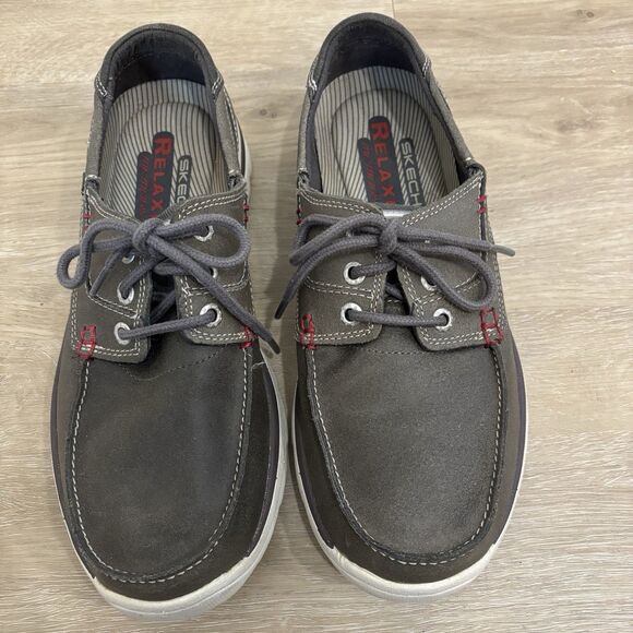 Skechers Men's 8.5 Relaxed Fit Memory Foam Boat Shoes CHAR Gray Excellent Cond - Picture 2 of 11